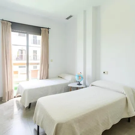 Spacious With 2 Large Terraces *